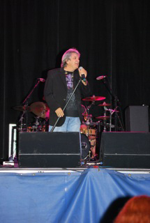 Rodney Justo & The Atlanta Rhythm Section on stage